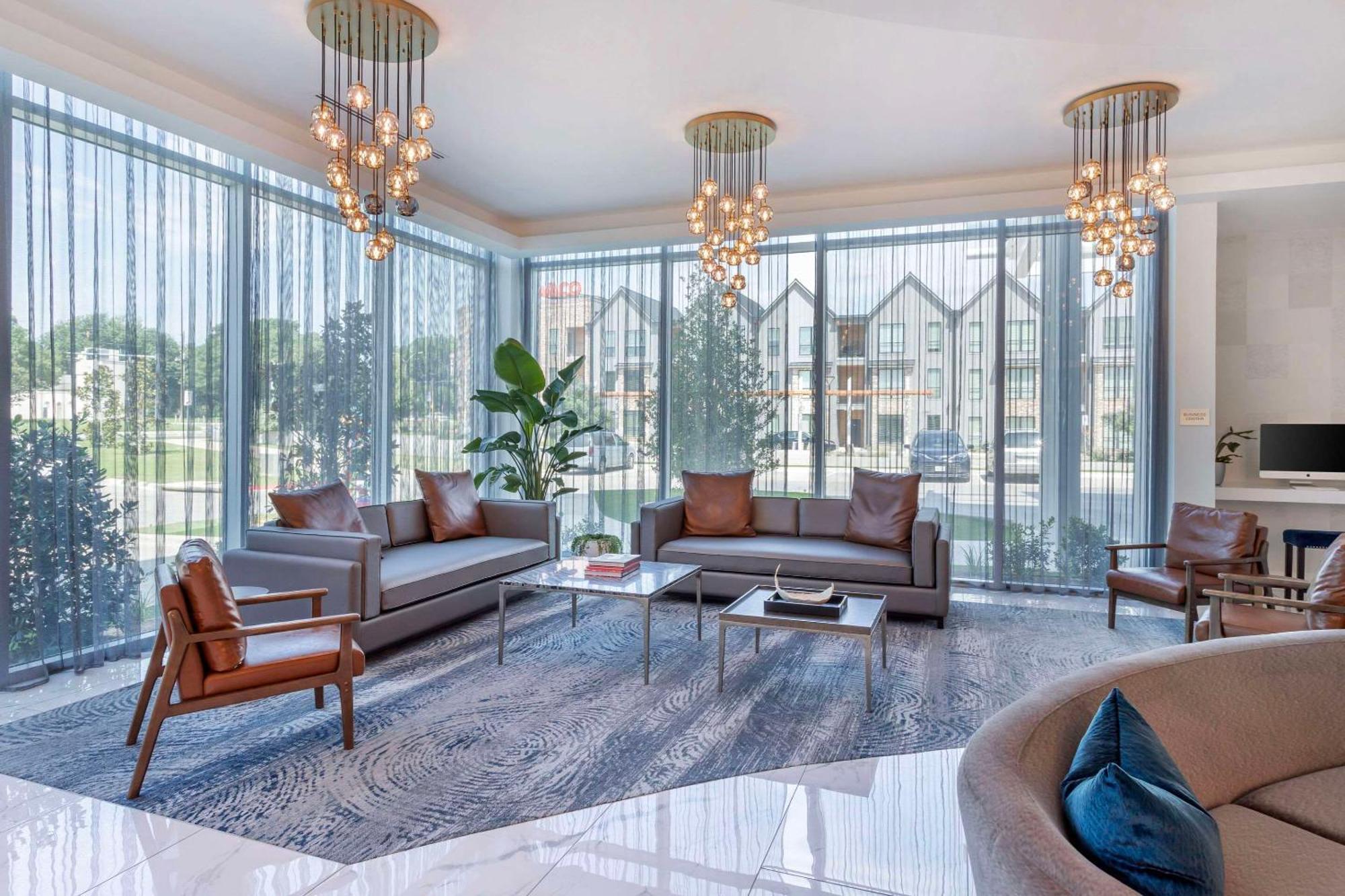 Cambria Hotel Waco University Riverfront Экстерьер фото